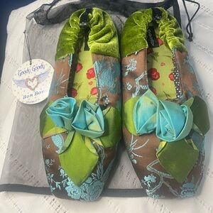 Goody Goody Bon Bons NWT Slippers Size L (9.5-11)